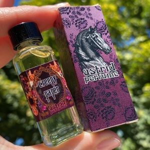 CREEPY PAPER by Astrid